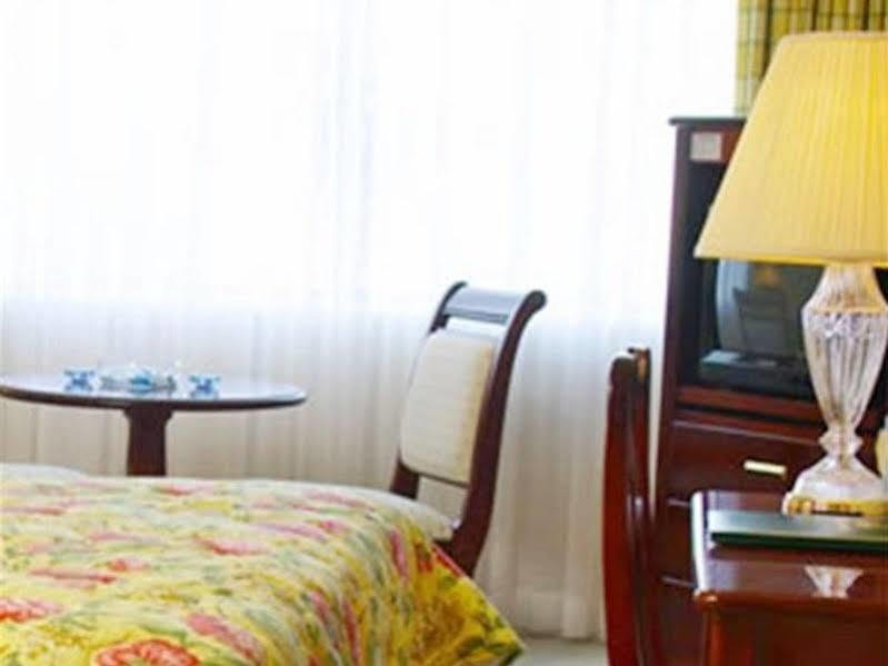 Jj Grand Hotel Los Angeles Bagian luar foto